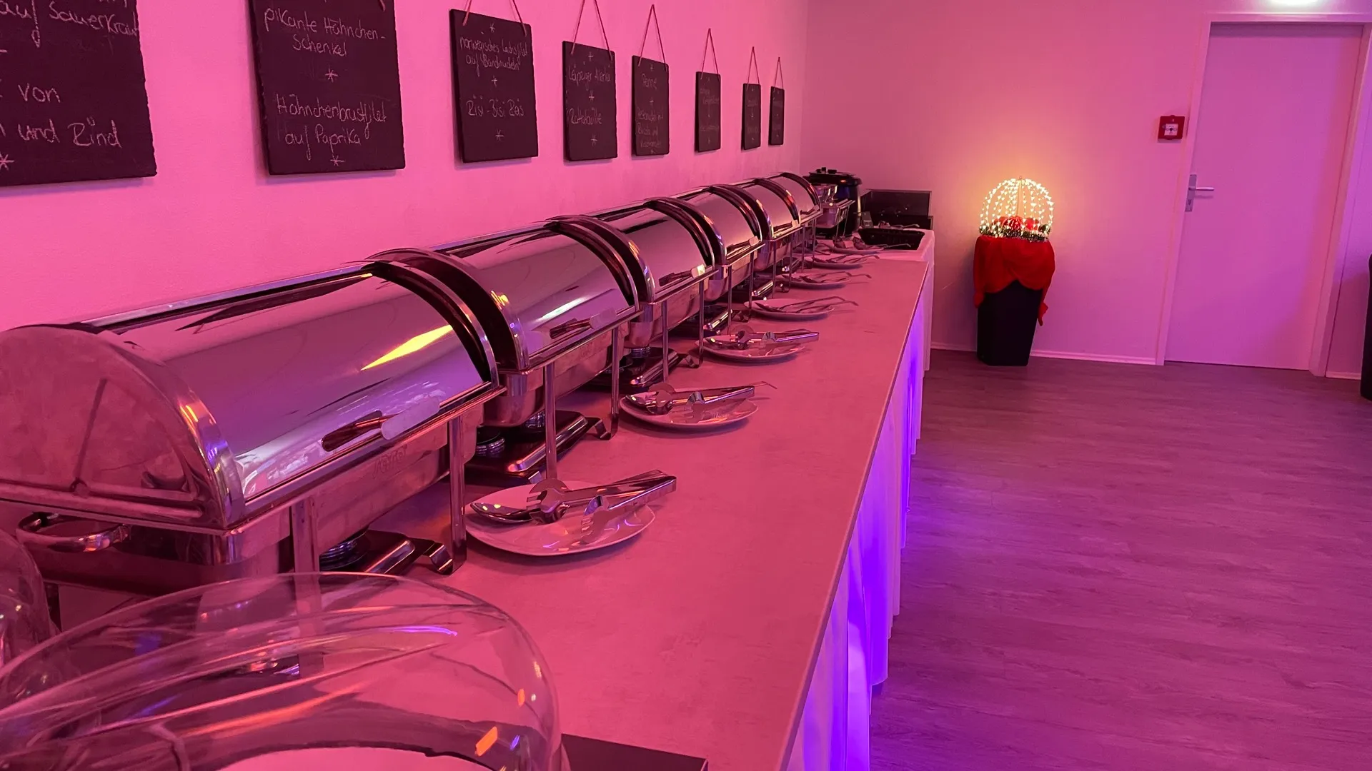 Warmbuffet mit Chafing Dishes – Sonntagsbrunch